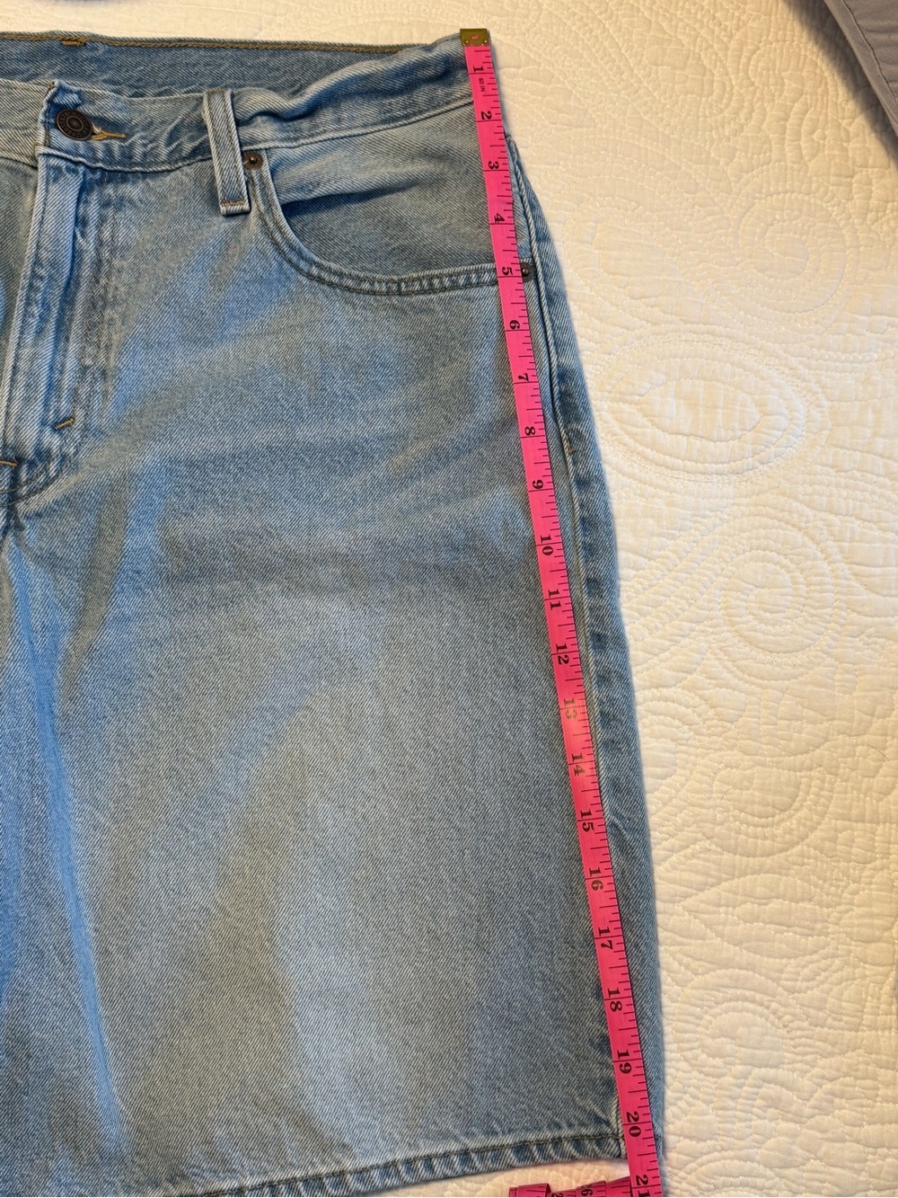 Levi's Baggy Dad Jorts - Picture 6 of 10